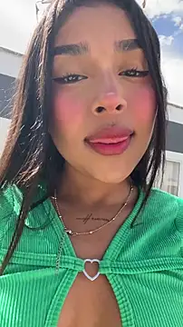 Mariangel 11 online show from May 6, 1:59 pm