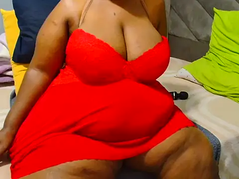 Snapshot of Hips2seyy86 chatting on September 21, 7:08 pm Hips2seyy86 online show from September 21, 7:08 pm