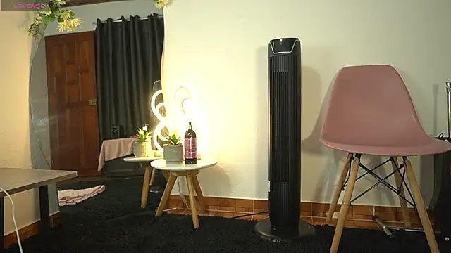 Snapshot of Bonnypetite- chatting on June 23, 1:14 am Bonnypetite- online show from June 23, 1:14 am