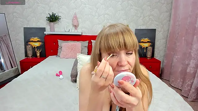 Snapshot of KattyPeachX chatting on September 15, 1:28 am KattyPeachX online show from September 15, 1:28 am