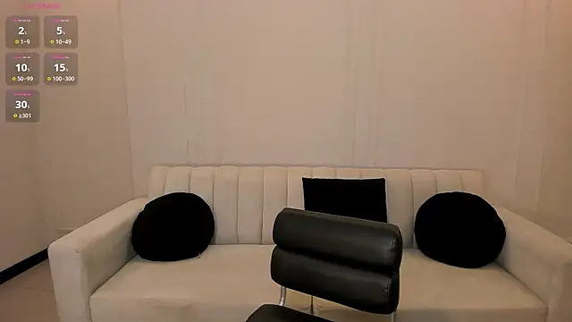 Snapshot of ValeriaRoldanX chatting on June 17, 12:04 pm ValeriaRoldanX online show from June 17, 12:04 pm
