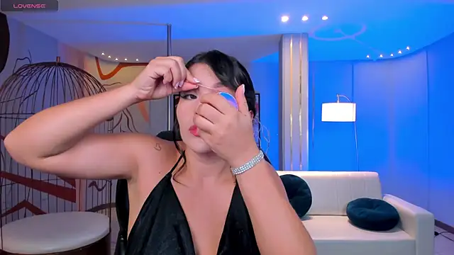 ValeriaRoldanX online show from March 3, 10:22 am