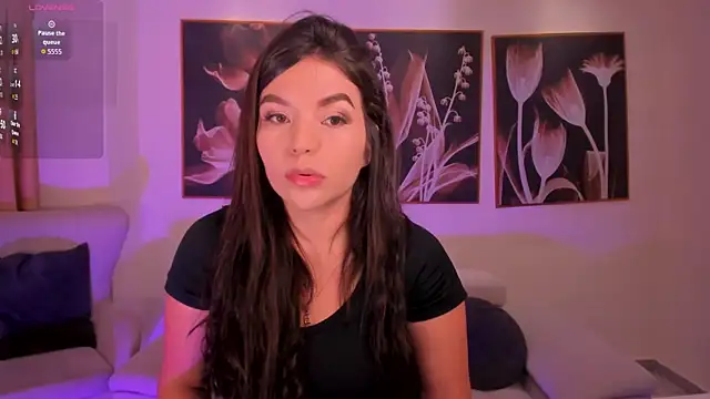 ValeriaRoldanX online show from January 9, 10:33 am