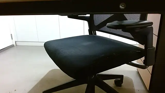 Snapshot of lovewalknaked chatting on December 5, 4:38 pm lovewalknaked online show from December 5, 4:38 pm