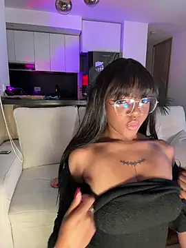 tiana nave online show from November 2, 2:49 am