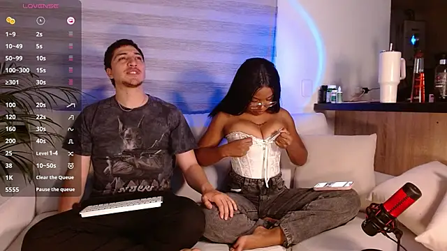 tiana nave online show from March 20, 3:56 am