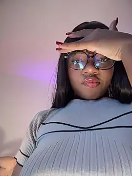 tiana nave online show from March 2, 1:39 am