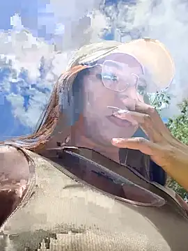 tiana nave online show from October 12, 4:19 pm