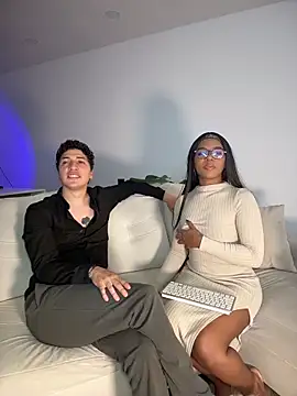 tiana nave online show from May 16, 9:03 pm