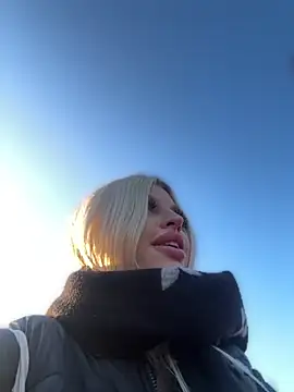 MacTroy online show from March 3, 4:03 pm