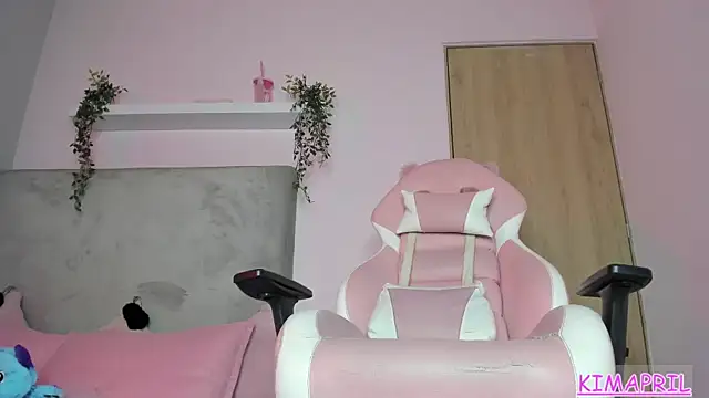 KIMAPRIL online show from April 10, 9:00 pm