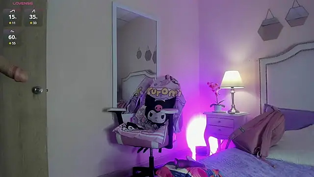 Snapshot of KIMAPRIL chatting on September 17, 7:38 pm KIMAPRIL online show from September 17, 7:38 pm