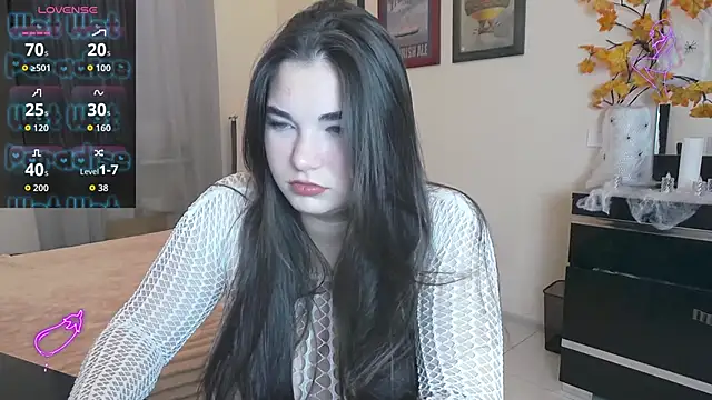 Lillianhot68 online show from October 24, 6:45 am