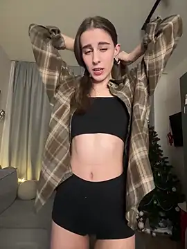 Snapshot of HellPeach chatting on January 23, 3:54 pm HellPeach online show from January 23, 3:54 pm