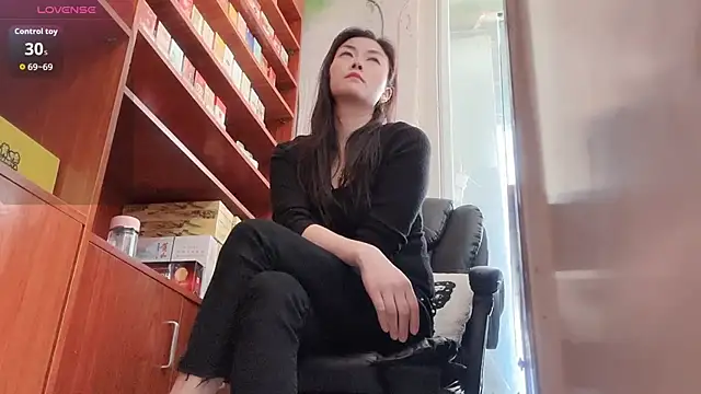 QianF-666 online show from April 30, 6:42 am