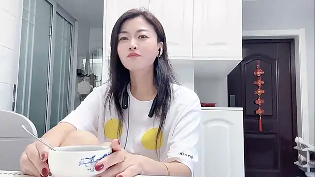 Snapshot of QianF-666 chatting on September 10, 12:31 am QianF-666 online show from September 10, 12:31 am