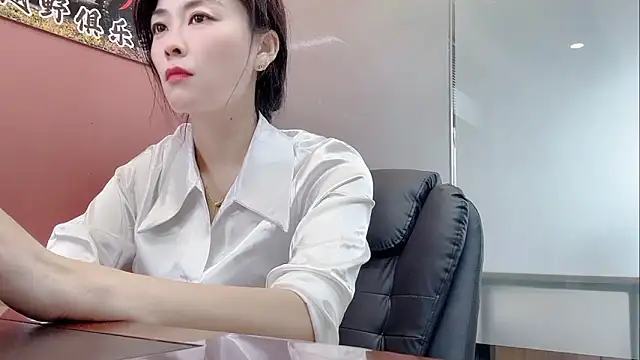 Snapshot of QianF-666 chatting on October 17, 2:48 am QianF-666 online show from October 17, 2:48 am