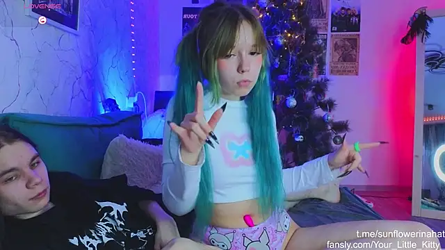 812sunflowerinahat online show from January 2, 7:33 am