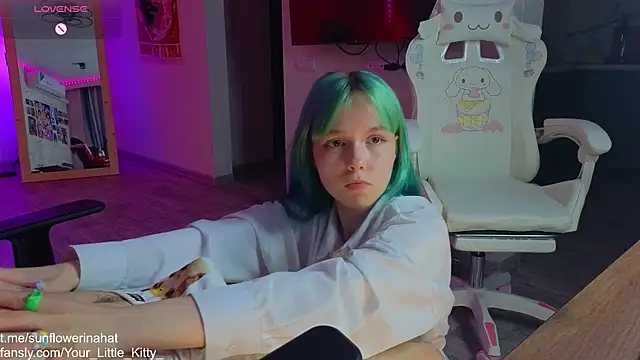 812sunflowerinahat online show from March 20, 3:25 pm