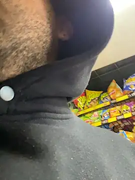 JuanZapata33 online show from February 21, 10:45 pm