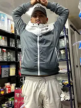 JuanZapata33 online show from January 11, 11:00 pm