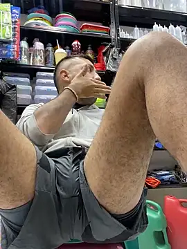 JuanZapata33 online show from December 21, 11:49 pm