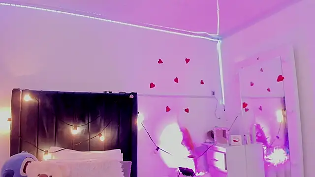 CamiloDoumit online show from February 20, 7:30 pm