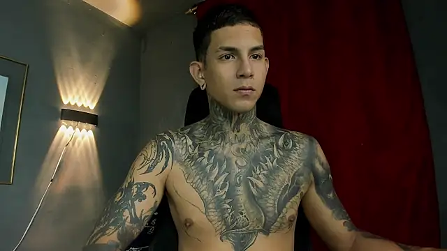 Travistanner 28 online show from February 17, 4:59 pm