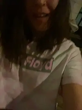 Snapshot of AnnieMoxxxie chatting on March 10, 5:43 am AnnieMoxxxie online show from March 10, 5:43 am