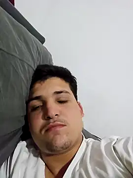 VibratedPoaching online show from November 26, 5:07 am