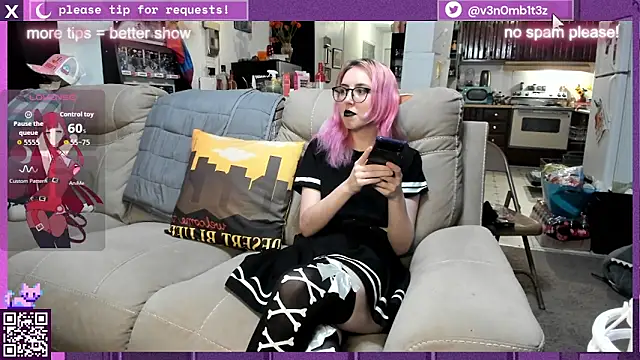 v3n0mb1t3z online show from November 8, 12:47 am