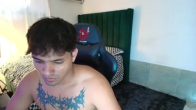 man dur07 online show from January 7, 7:30 pm