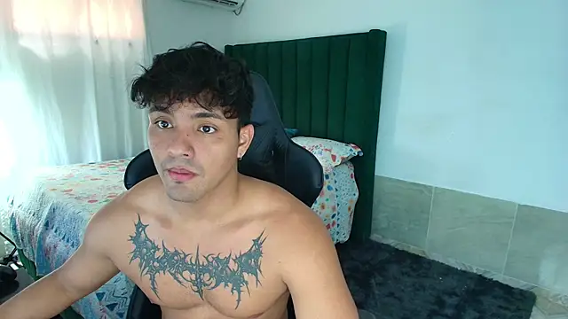 man dur07 online show from February 26, 6:19 pm