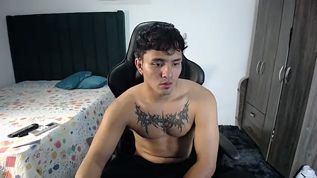 Snapshot of man_dur07 chatting on February 14, 4:20 pm man dur07 online show from February 14, 4:20 pm