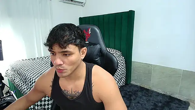 man dur07 online show from February 12, 5:07 am