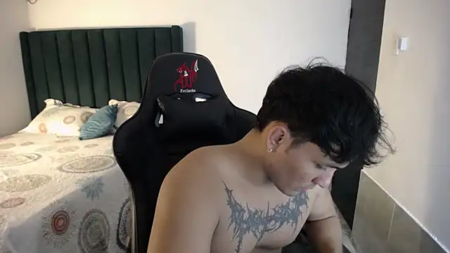 Snapshot of man_dur07 chatting on November 20, 10:09 pm man dur07 online show from November 20, 10:09 pm