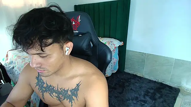 man dur07 online show from April 16, 9:39 pm