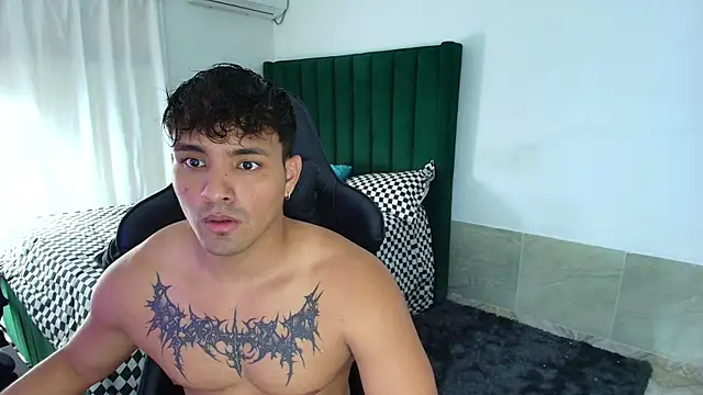 man dur07 online show from February 2, 8:52 pm