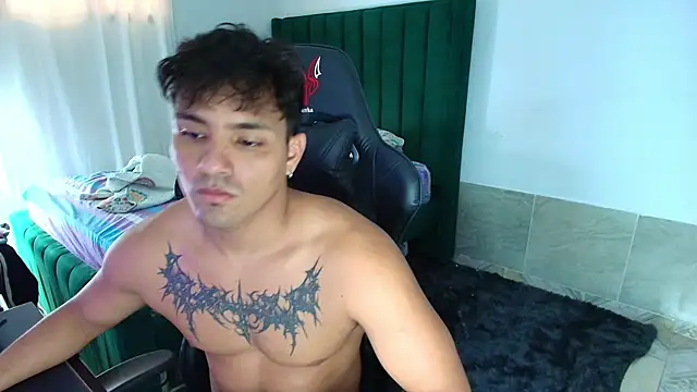 man dur07 online show from April 17, 9:39 pm