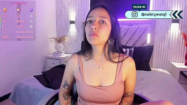 Valery wang online show from February 27, 12:16 pm