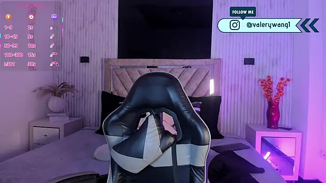 Valery wang online show from February 24, 11:55 am