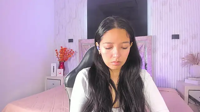 Snapshot of Valery_wang chatting on November 21, 11:42 am Valery wang online show from November 21, 11:42 am