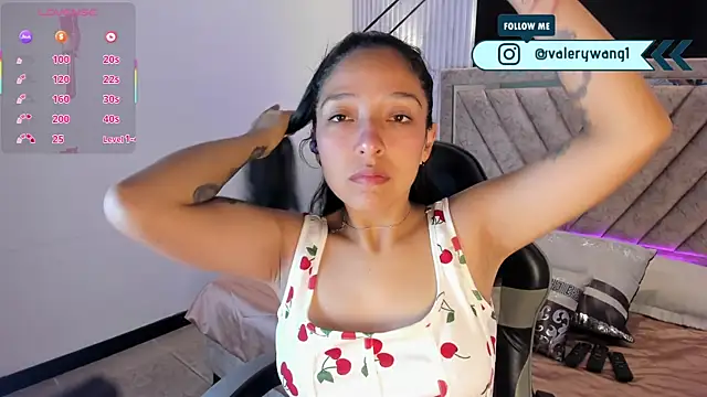 Valery wang online show from January 17, 11:58 am