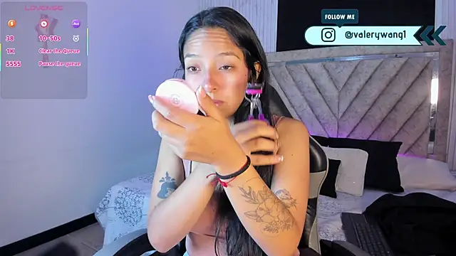 Valery wang online show from January 15, 11:57 am