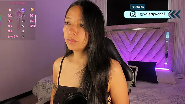 Valery wang online show from January 7, 11:59 am