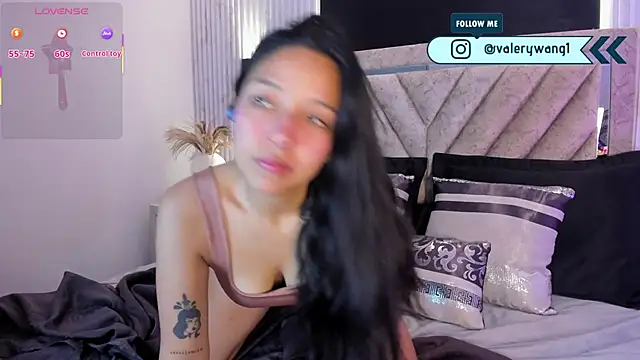 Valery wang online show from February 17, 12:24 pm