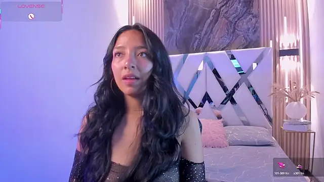 Valery wang online show from April 14, 11:59 am