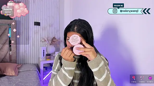 Snapshot of Valery_wang chatting on November 29, 11:54 am Valery wang online show from November 29, 11:54 am