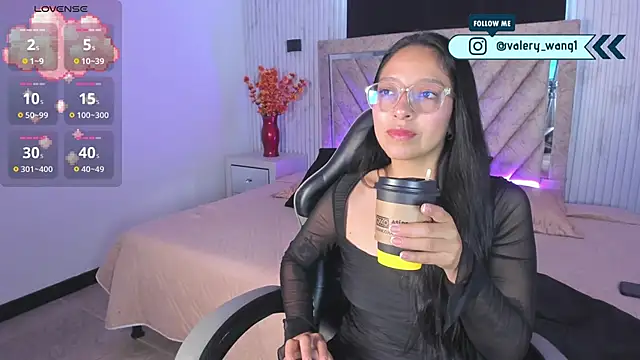 Snapshot of Valery_wang chatting on November 17, 11:58 am Valery wang online show from November 17, 11:58 am