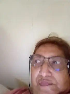 florecita69 online show from November 13, 6:34 pm